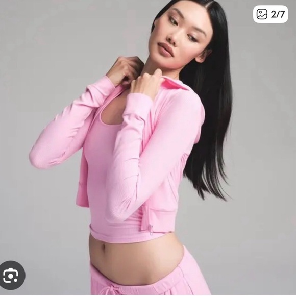 NWT Skims Soft Lounge Zip Up Hoodie in Bubblegum Pink - Picture 2 of 6